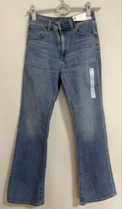 GU ジーユー　ミドルライズフレアジーンズSサイズ　未使用品