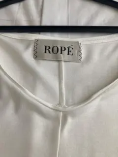ROPE ホワイト Vネック 半袖 Tシャツのサムネイル