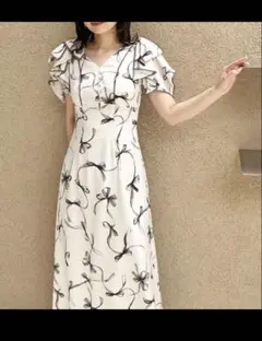 SNIDEL Sustainableリボンプリントワンピース