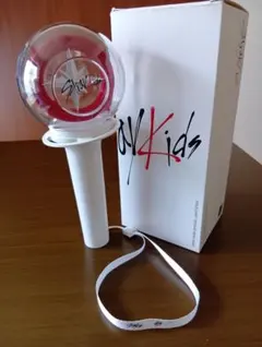 Stray Kids ペンライト 白 赤 ストラップ付き