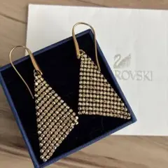 SWAROVSKI FITピアスゴールド