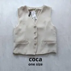 【新品】coca Vネックノーカラーベスト　ノースリーブ　ライトベージュ　フリーのサムネイル