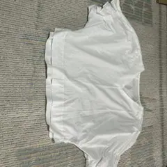 ホワイト Vネック 5部丈シャツ