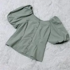【c4223】✨美品✨GU ブラウス　グリーン パフスリーブ 半袖