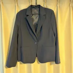 Item thumbnail for item e1608371-9308-4e1b-bd1e-78b7a6a6e41c