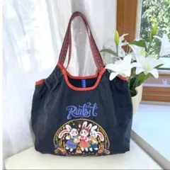 新品　うさぎ　刺繍　トートーバッグ　Mサイズ　ブラック