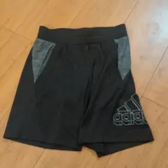 adidas ハーフパンツ ブラック 120