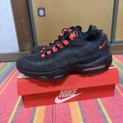 Nike Air Max 95 ブラック レッド