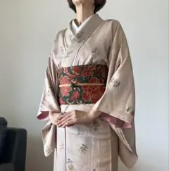 値下げトールサイズ小紋着物　ベージュ地薄いピンクと白 花柄