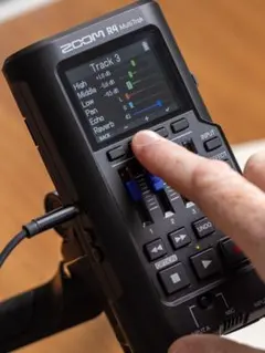 Item thumbnail for item 9cb4997b-3494-4244-a208-37b9b49afb4b