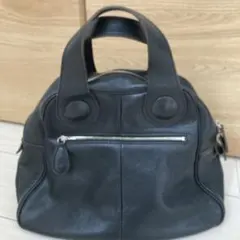 Item thumbnail for item 7f4c7ee7-e7a5-4781-b8a4-fccfdbbab83b