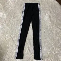 150 長ズボン　スパッツ　ラインパンツ　黒