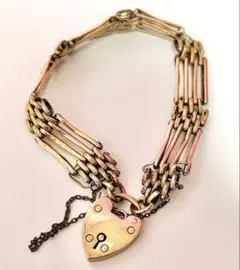 Item thumbnail for item 2015accb-70b3-4b43-8a5c-a03e2a4f64bc