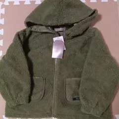 新品未使用タグ付き　フリースジャケット 120cm カーキ　男の子女の子