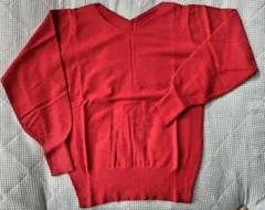 赤 Vネック ニットセーター 長袖