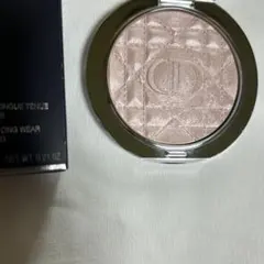 ディオールスキンフォーエヴァーグロウルミナイザー03ピンクヘイロー