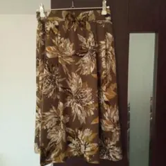 グリーンレーベル　花柄スカート