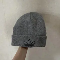 adidas ニット帽のサムネイル