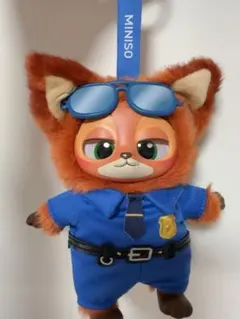 MINISO ズートピア Zootopia ぬいぐるみキーチェーン　ニック警察官