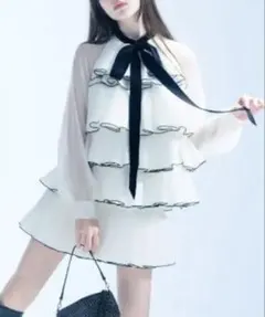 SNIDEL 新品タグ付き ティアードラッフルミニドレス 0 フリル バイカラー