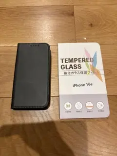iPhone 16e 手帳型ケース 合成皮革　保護フィルム付