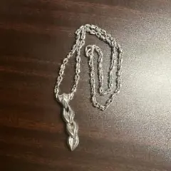 む*ん様 シルバー ツイストデザイン ネックレス