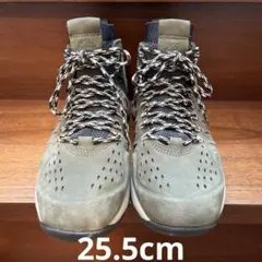 Timberland ディフェンダースニーカー オリーブ ハイカットのサムネイル