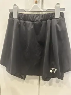 ヨネックス スカート型ウェア 黒
