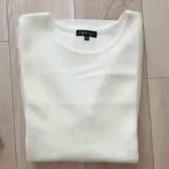 (新品) INDIVI 【洗える／軽量】美シルエット ペプラムニットのサムネイル