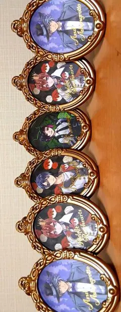 ツイステッドワンダーランド　イラストキーホルダー6個セット　　全４種