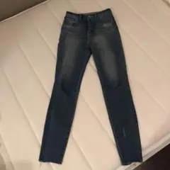 美品　リエンダ  ハイウエストスキニーデニム　24インチ