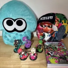 スプラトゥーン　クッションとamiiboと攻略本のセット