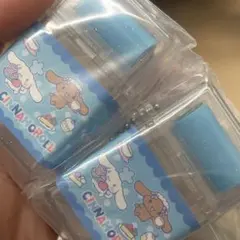 ローラー付き消しゴム風　キーホルダー　シナモロール