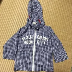 ムージョンジョンの薄手のパーカー