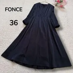 【フォンセFONCE】光沢　キーネック　タック入りギャザーロングワンピース　黒Sのサムネイル