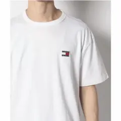 TOMMY JEANS Tシャツ　メルカリ