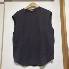 ワッフル素材 ノースリーブベスト チャコールグレーのサムネイル