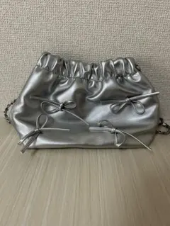 韓国 ハンドバッグ リボン付き シルバー