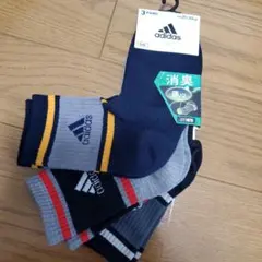 adidas キッズ靴下 3足セット 21-23cm
