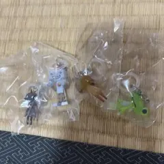 どこでもいっしょ　めじるしアクセサリー　4種類