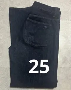 UNIQLO ユニクロ　JW ANDERSON デニム ストレートパンツ　25