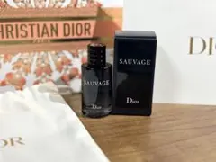 2026年最新】dior 香水 ソバージュの人気アイテム - メルカリ