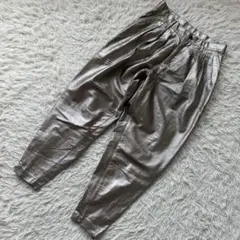 シャリーフ　18AW　エナメルワイドテーパードパンツ　ゴールド　メタリック