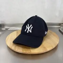 【美品✨】ニューエラ　ニューヨークヤンキース　帽子　キャップ　紺　レディース