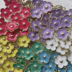 チャーム　ハンドメイド　フラワー　アクセサリー
