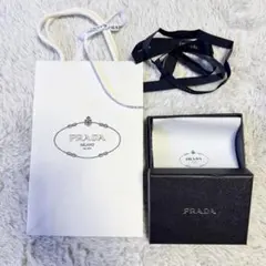 PRADA ギフトボックス&紙袋&リボン