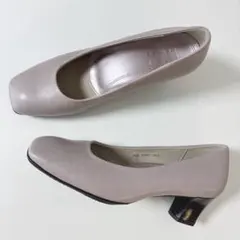 【未使用級】フィットフィット パンプス 太ヒール スクエアトゥ 25.0cmのサムネイル