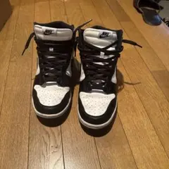 Nike Dunk High ブラック/ホワイト