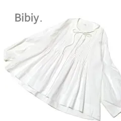 2026年最新】bibiy ブラウスの人気アイテム - メルカリ