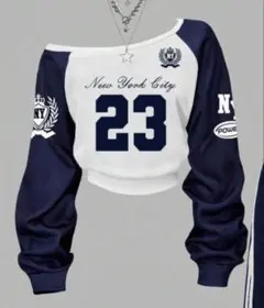 ガールズ　トレーナー【12Y】